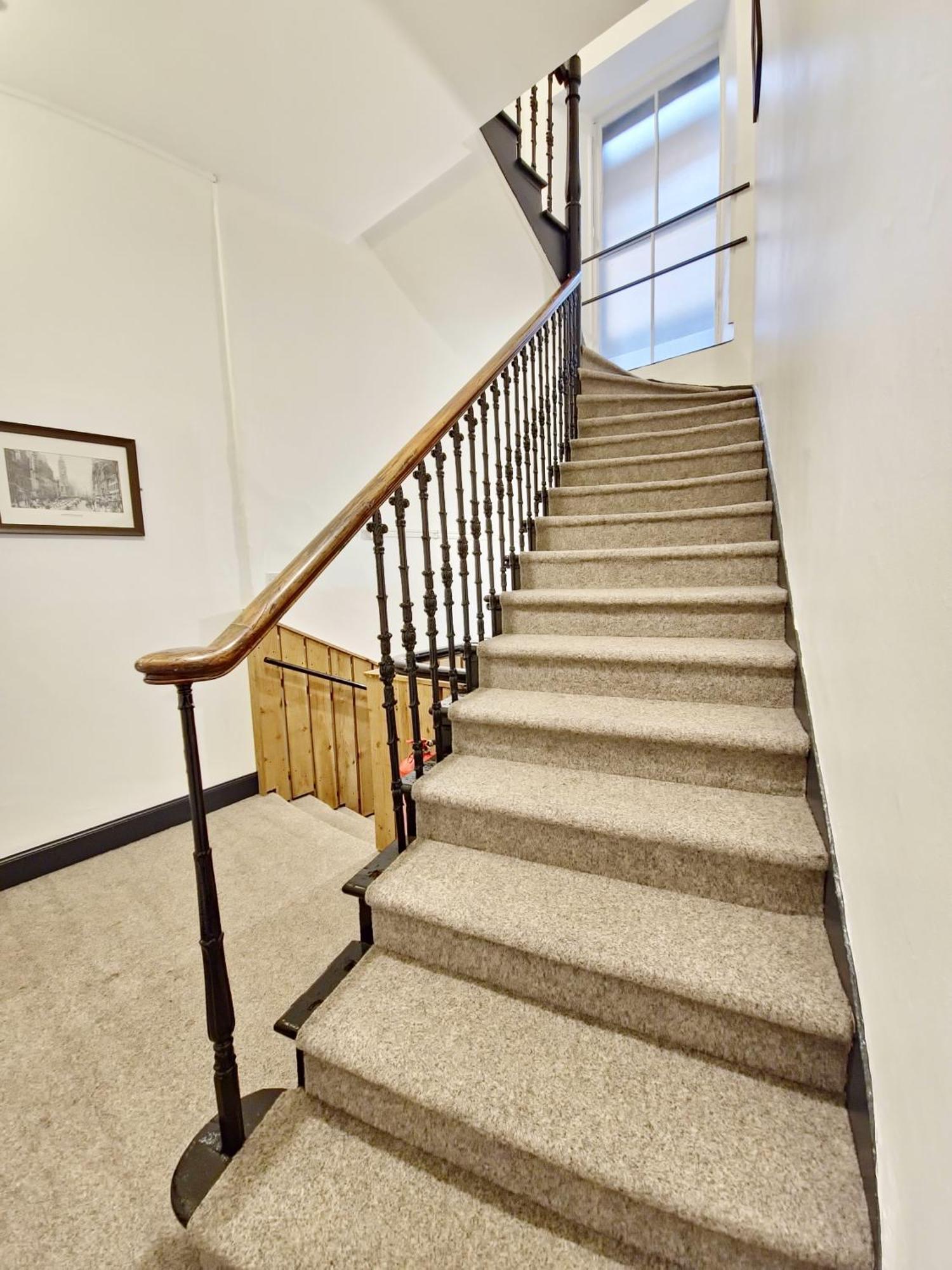 Hostel Backpackers - Over 18s Only